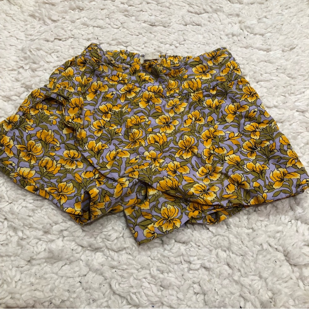Zara Girls soft collection floral skort size 11/12 purple yellow
